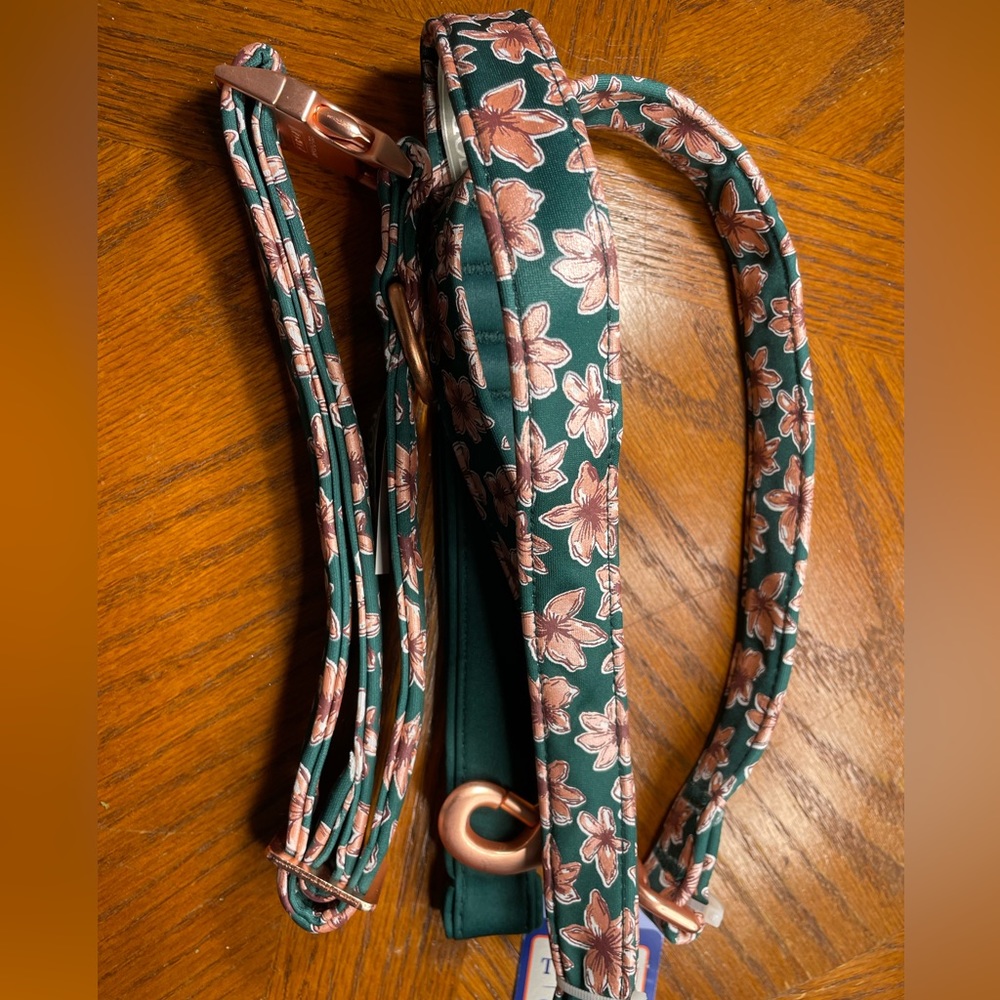 Matching Dog Collar and Leash